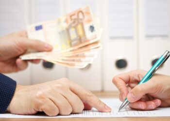 Kredia për blerjen e shtëpive rritet, arrin në 64.4 miliardë lekë, me monedhën vendase si kryesore.