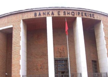 Kreditet problematike ulen/ Raporti i sistemit bankar duket më i mirë, por 35.9 miliard lekë ende mbeten në rrezik.