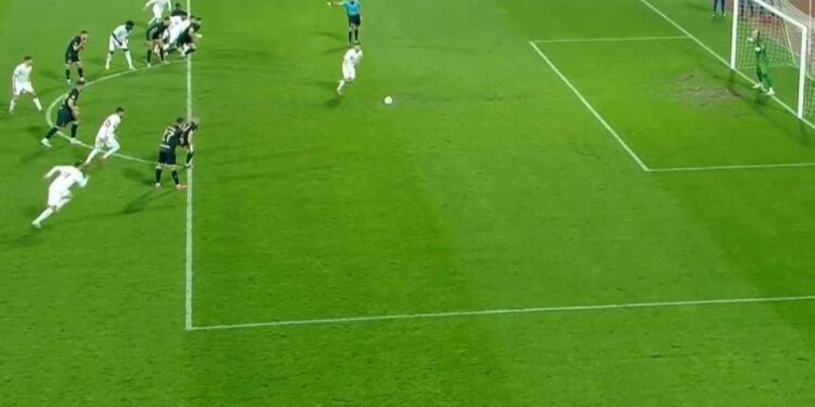 Kupa e Shqipërisë: Partizani triumfon ndaj Elbasanit në transfertë pas 100 minutash lojë mes tensionit dhe protestave.