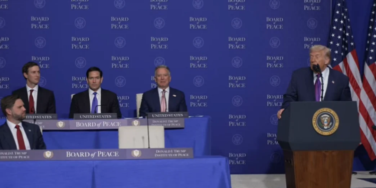 LAJMI I FUNDIT: Bordi i Paqes në Uashington, Trump dërgon mesazh për Kosovën dhe Serbinë: "Nëse gjërat nuk shkojnë siç duhet, më kontaktoni."