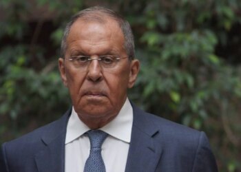 Lavrov paralajmëron Bashkimin Europian: 'Nuk kemi në plan të sulmojmë Europën, por do të reagojmë ushtarakisht nëse na sulmojnë'