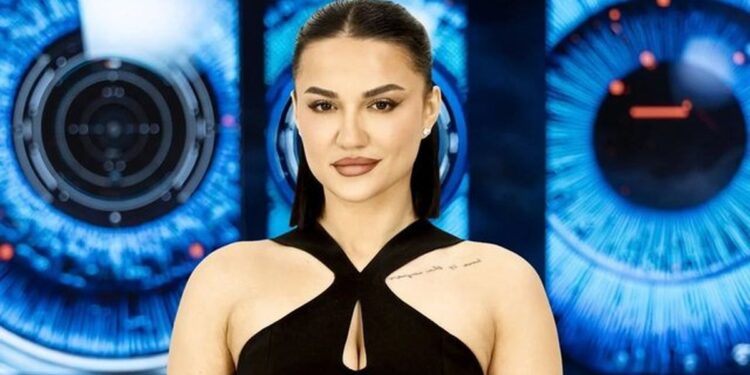 “Lëri gruan, se s’të dha djalë”: Historia emocionuese e Baby G-së