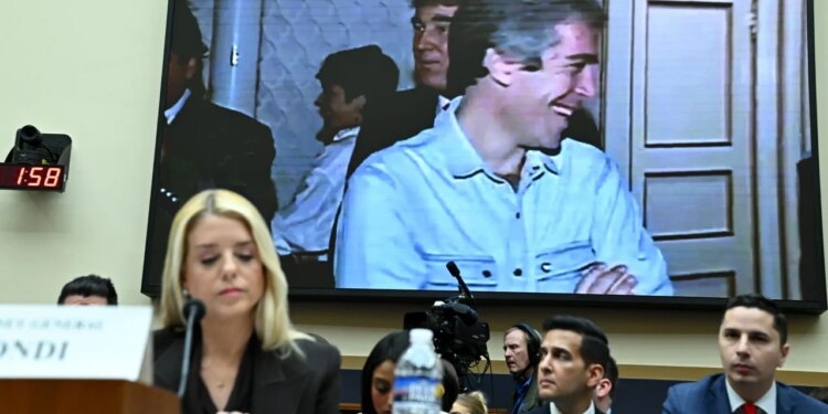 Lista ‘Epstein’: Akuza për shpifje përfshin edhe individë të pafajshëm