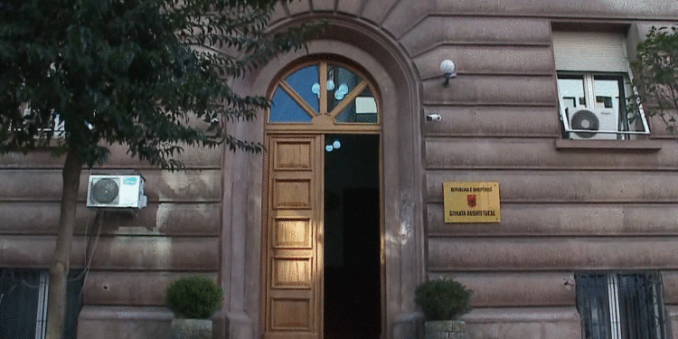 Maratonë e Gjykatës Kushtetuese: Në pritje të vendimit për padinë e Ramës ndaj SPAK për Ballukun