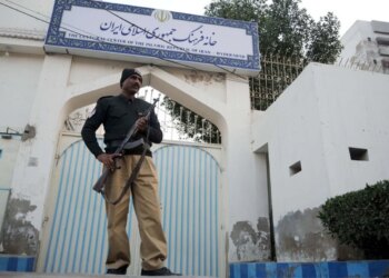 Më shumë se 100 të vdekur në Pakistan, Ushtria Çlirimtare e Baloçistanit merr përgjegjësinë për sulmet