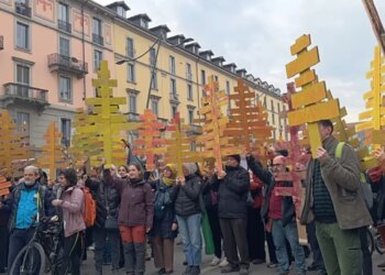 Milano proteston për Lojërat Olimpike Dimërore 2026: Shpenzime të panevojshme, pa ndihmuar ekonomikisht.