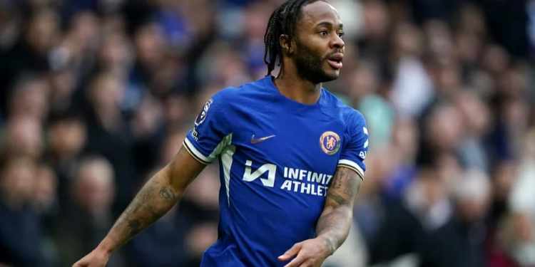 Napoli, çështja për Sterling nuk është përfunduar ende, ish-sulmuesi i Chelsea i gatshëm të ulë pagën.