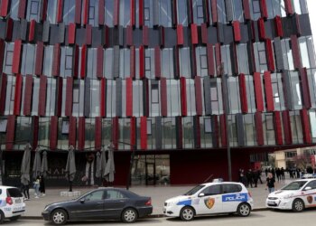 Ndeshja Tirana-Partizani: Policia merr masa, rrugët që do të mbyllen në orën 14:00