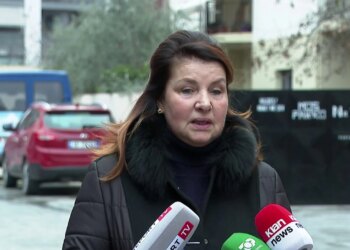 Ndoth ndarja nga jeta e aktorit Fitim Makashi, Rajmonda Bulku: Një burrë i veçantë në oborrin e teatrit, aktor i jashtëzakonshëm.