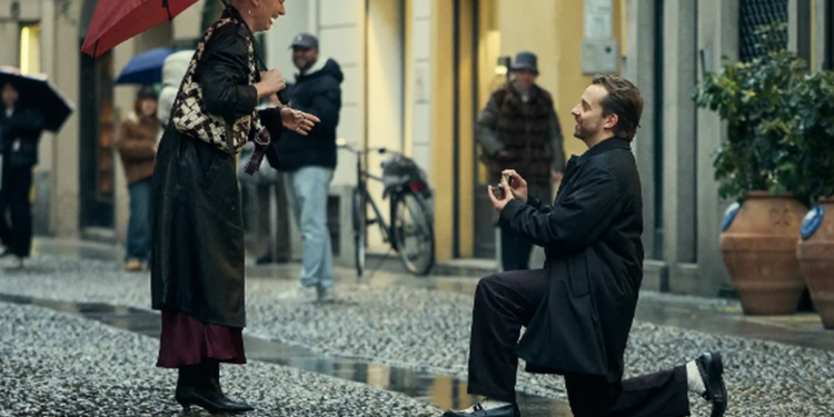 Nga kundërshtare në sport në partnerë në jetë, patinuesja pranon propozimin nga rivalja e saj.