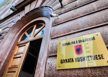 Pagat e gjyqtarëve: Gjykata Kushtetuese pranon pjesërisht kërkesën e tyre, çfarë po kërkojnë ata?