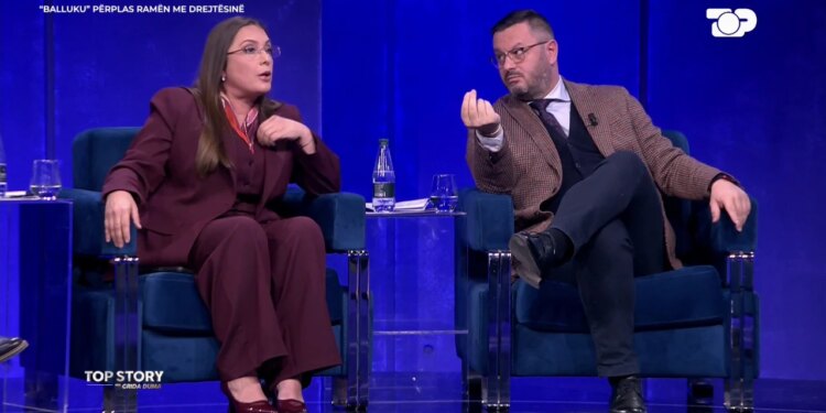 "Pas shpikjes së imunitetit hyjnor" / Debati për Ballukun 'ndez' përplasje mes gazetarit dhe juristit në “Top Story”: 'A ke ardhur këtu vetëm për shfaqje?'