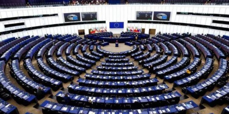 “Pavarësia e gjyqësorit, thelbësore për procesin e integrimit në BE”: Draft-rezoluta e PE-së: Sfida, vonesa dhe përpjekjet për ndikim të padrejtë.