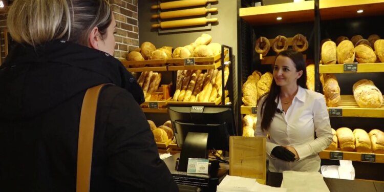 Pekarë në Rrezik/ Shoqata e Prodhuesve të Bukës Kërkon Ndihmë Financiare: Mungojnë Specialistët