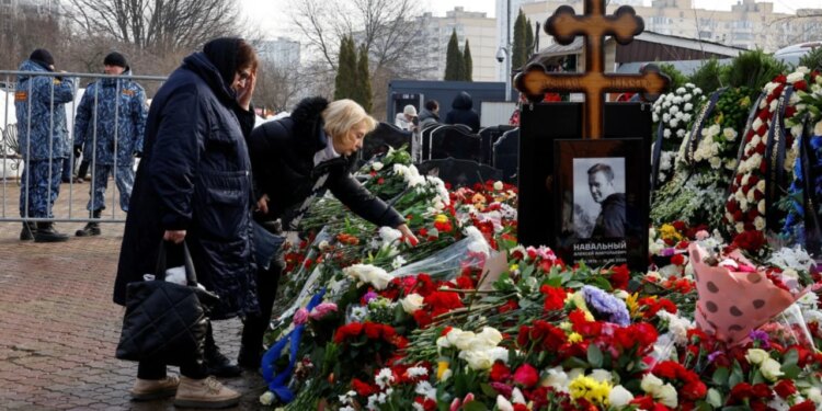 Përvjetori i dytë të vdekjes së kundërshtarit të Putinit, nëna e Navalnyt: "Im bir u vra, kemi prova"