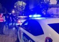 Policia kufitare ndalon 16 emigrantë të paligjshëm që strehoheshin në një ndërtesë të braktisur në Korçë.
