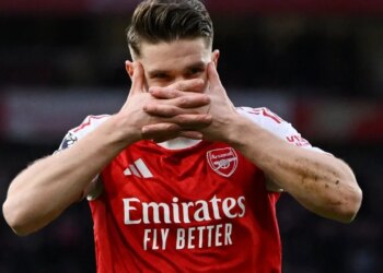 Premier League: Arsenal fiton ndaj Sunderland, rrit leadin në +9 ndaj ndjekësve, Chelsea shkëlqen me Palmerin.