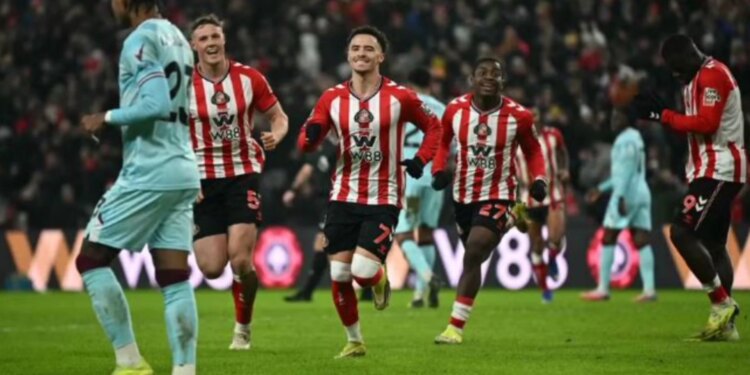 Premier League: Sunderland i jep një goditje të fortë Burnley-t, Armando Broja futet në lojë si zëvendësues