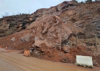 Problemet në aksin Librazhd-Qafë Thanë, shoferët këshillohen të jenë të kujdesshëm
