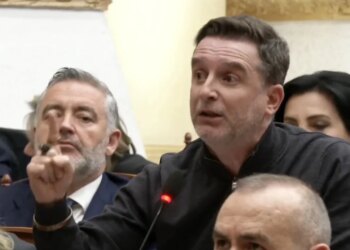 "Protesta përfundon me katër viktima, të qëlluar në ballë" / Braçe rikujton 21 Janarin: 'Një ditë do të ketë drejtësi në këtë vend'