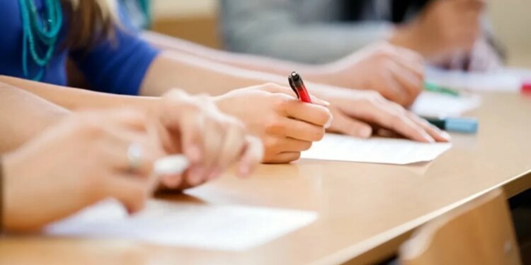 Provimet në Maqedoninë e Veriut do të ofrohen gjithashtu në shqip, ministrja Spiropali mbështet iniciativën e ambasadorit Meidani