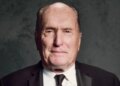 Robert Duvall, legjenda e filmit dhe ylli i “The Godfather”, ndërron jetë në moshën 95-vjeçare.