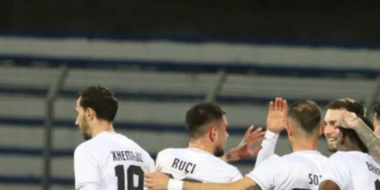 Rrogozhinasit triumfojnë ndaj Teutës në çerekfinalen e Kupës, përmbysin Egnatian dhe sigurojnë avantajh për ndeshjen e kthimit.