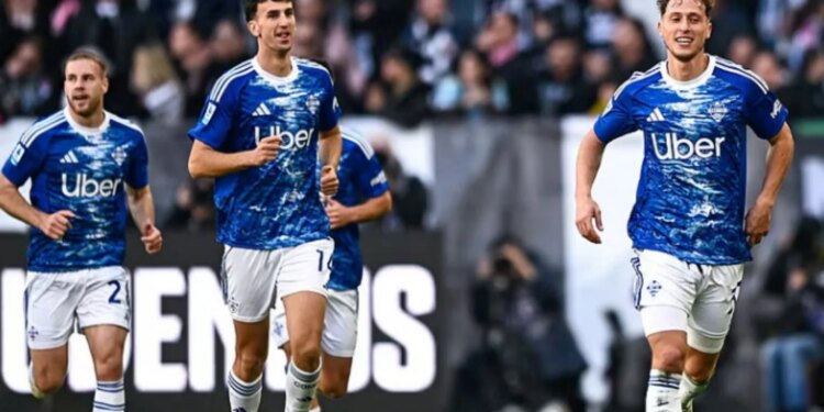 Serie A: Vojvoda dhe Caqueret thellojnë krizën e Juventus, Como arrin fitore historike në ‘Allianz Stadium’