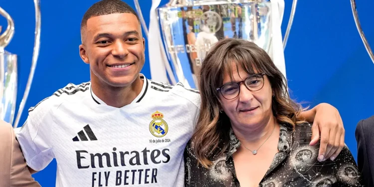 Shifra befasuese për Real Madrid: Nëna e Mbappé fiton më shumë se 7 lojtarë të ekipit!