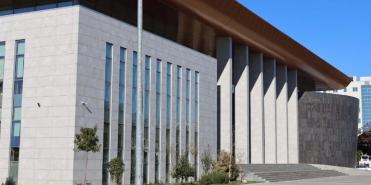 Shkrirja e Gjykatave të Apelit në rrethe: Dhoma e Avokatisë Shkodër dërgon letër Kuvendit për zvarritjen e shqyrtimit të çështjeve dhe rritjen e stokut të dosjeve.