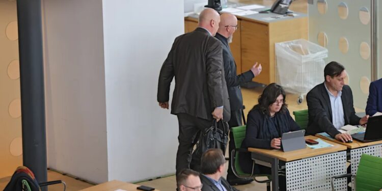 Skandal në Gjermani: Politikan i AfD-së arrestohet në parlament për shkelje të sanksioneve.