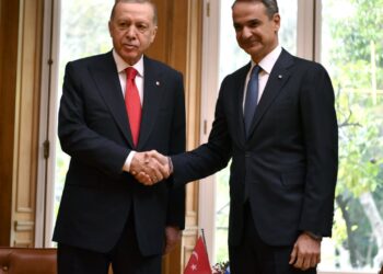 Tensiona të reja në Egje, diskutime mbi “Navtex” para takim mes Erdogan dhe Mitsotakis