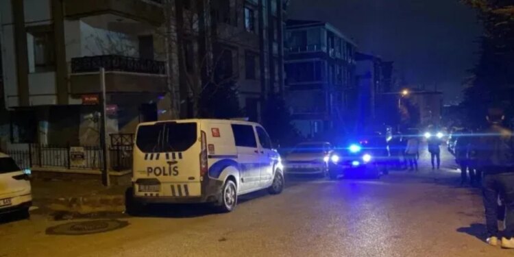 Tragjedia në Turqi: 35-vjeçari, i liruar nga burgu, vret vajzën, nënën dhe gruan para se të kryejë vetëvrasje