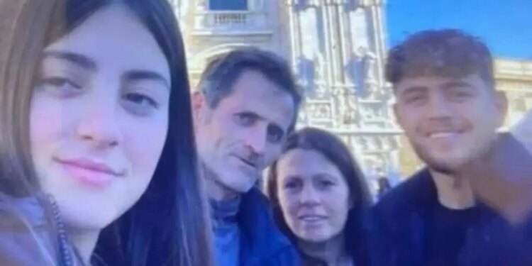Tragjikisht humbën jetën në Itali, trupat e katër anëtarëve të familjes Kola nisen për në Shqipëri.