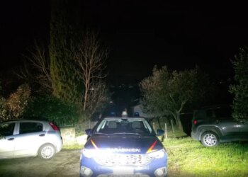 Vjedhje tragjike në Itali: Një shqiptar humb jetën pas rënies nga ballkoni, pas zhurmës së të shtënave.