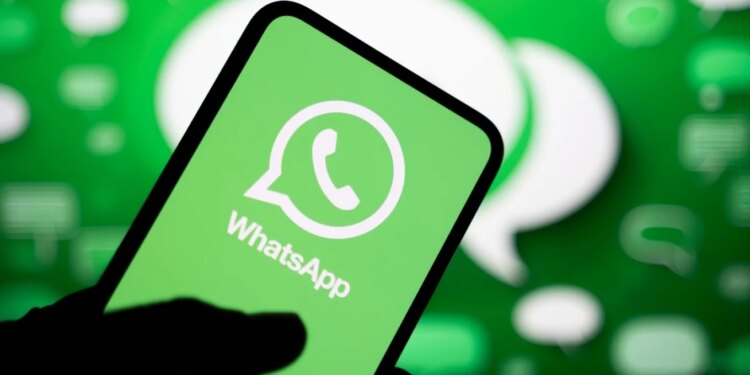 WhatsApp kritikon përpjekjet e autoriteteve ruse për të "bllokuar plotësisht" shërbimin e saj operacional.