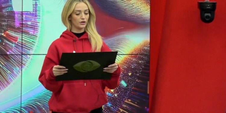 Zarf i zi: Kristi Lamaj lë shtëpinë e Big Brother VIP, zbulojmë çfarë do të transmetohet në Prime-n e sotëm.