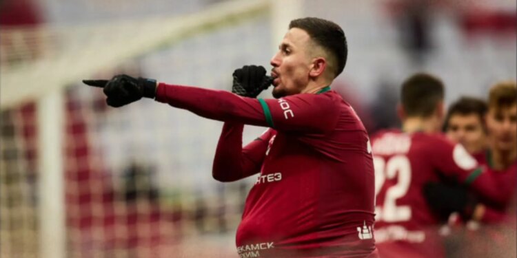 Gripshi firmos me Rubin Kazan pas transferimit në kampionatin rus (VIDEO)