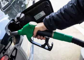 Bordi i Transparencës ul çmimin e naftës, ndërsa benzina mbetet e njëjtë.