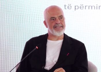 Rama zbulon programin e ri për strehimin social: ‘Do të ketë 6 kategori dhe do të përdoren objektet e konfiskuara për ndarjen’